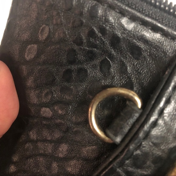 Danielle Nicole Black & Gold Purse - Picture 5 of 7